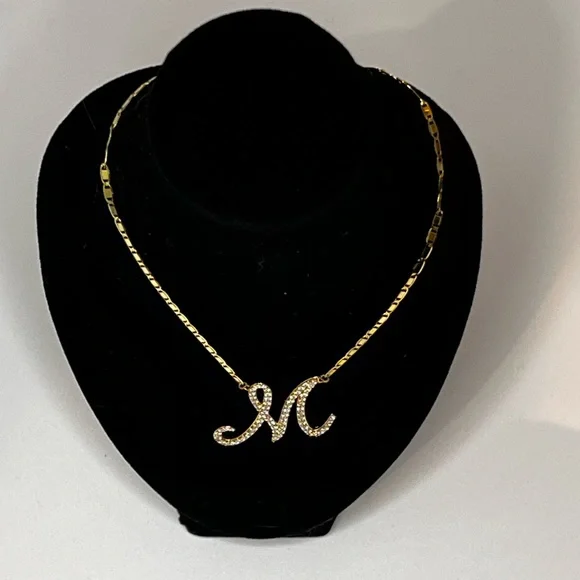 💎NWT LANA MALIBU INITIAL NECKLACE “M” 14 K GOLD & DIAMOND - Picture 8 of 17